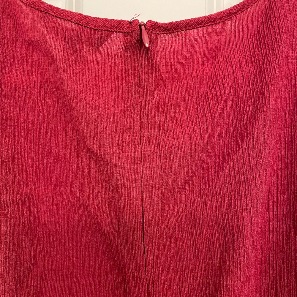 Like new ruffle dress - Picture 3 of 5